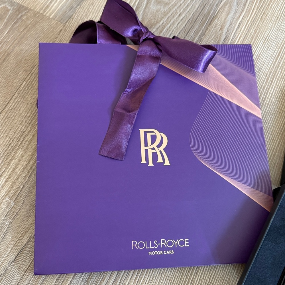 New rolls royce cardholder - VIP gift - Picture 6 of 6